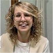 Insegnate di Spagnolo, con 4 anni di esperienza nella scuola pubblica, offre lezioni ad adulti e ragazzi. 