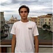 Insegnante di matematica, fisica e di tutte le materie umanistiche. Insegnerei a studenti e studentesse dalle elementari alle superiori