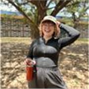 Dou aulas de língua portuguesa e francesa, além de literatura em ambas, reforço escolar, correção de textos e trabalhos. UNESP FCL