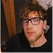 Sono un ragazzo giovane con corsi Enadil AutoCAD 2D. Insegno a studenti di medie e superiori il modo più veloce e pratico per usar