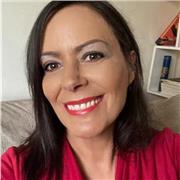 I give affordable private lessons in a variety of subjects including social sciences, economics and English at all levels