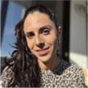 Estudiante de Enfermería con vocación docente y cuidadora