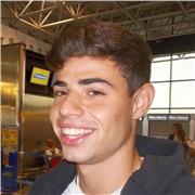 Ripetizioni di matematica con studente di Ingegneria al Politecnico di Milano, adatto a studenti di scuole medie e superiori.