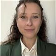 Laureata in lingue impartisce lezioni di inglese per bambini/ragazzi/adulti. Livelli da A1 a B2