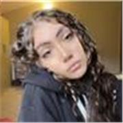 sono una studentessa del liceo Lìnguistico, ho una forte preparazione per quanto riguarda Inglese Spagnolo e Francese