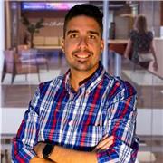 Diseñador senior UX y anterior front end developer en Accenture desde hace 14 años