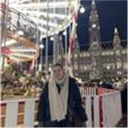 Profesora de castellano, euskera e inglés, con experiencia de 3 años. 