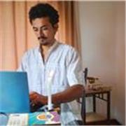 Profesor en Filosofía con experiencia en grados elementales. 