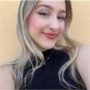 Offro lezioni private per ogni fascia di età. Sono disponibile per aiuto compiti a casa (elementari e medie) e lezioni di inglese.