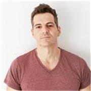 Profesor de Producción Musical con 20 años de experiencia internacional. Clases prácticas en Barcelona y online, todos niveles.