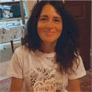 offro ripetizioni , aiuto compiti per ragazzi, per migliorarli  nel rendimento scolastico e nella fiducia di se stessi 