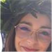Offro lezioni private a ragazzi di scuole medie e superiori, ma anche aiuto alla preparazione di esami universitari