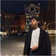 Profesor de edición de vídeo y creación de contenido digital. Enseño a principiantes a usar Adobe Premiere Pro, Photoshop y de mas