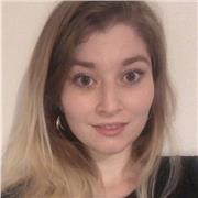 Professeur proposant des cours pour les enseignement généraux, ainsi que spécialisé dans le domaine QSE et sanitaire et social