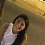 Soy Laura, enfermera desde hace 3 años. Me encanta la enseñanza, al igual que ejercer la profesión.