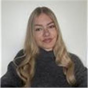 GCSE English Tutor. Online. Achieved all Grade 9s at GCSE.