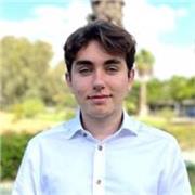 Spanish Tutor and current university student with experience living and working in Spain