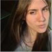 Profesora particular con nivel de inglés certificado B2 y cursando Trabajo Social en la UCM.
