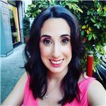 Ho piu di 10 anni di esperienza insegnando inglese come seconda lingua e come traduttrice