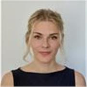 Master-Absolventin des Lehramts in den Fächern Englisch und Biologie