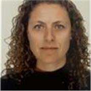 Profesora titulada, con experiencia en la primera infancia y el proceso de lectoescritura 