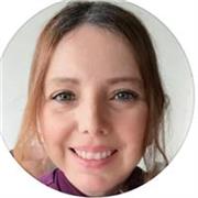 Ortodoncista con experiencia en dar clases en la facultad como preinstructora