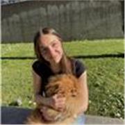 Ragazza di Liceo scientifico per aiuto compiti per bambini e ragazzi elementari e medie, Roma. 