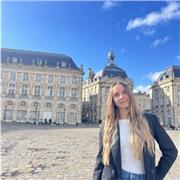 Professeure d’espagnol avec histoires, traditions et fun. Faisons de chaque leçon une expérience amusante et enrichissante !