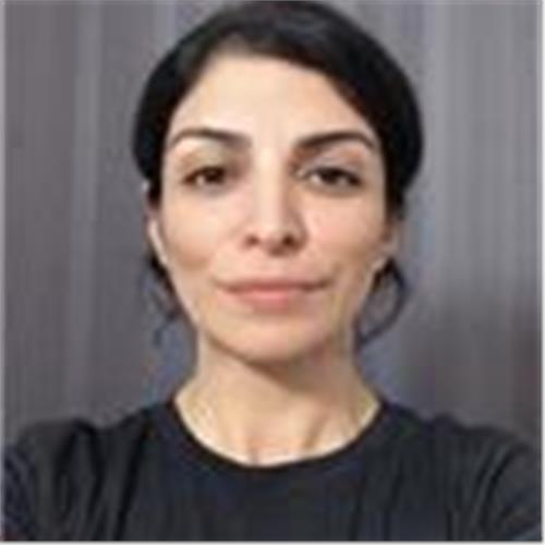 Online English Teacher Who Teaches Students From All Ages. Mahtab
