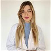 Laureata biologia offre lezioni in materie scientifiche (biologia, chimica, matematica) in lingua inglese per elementari e medie