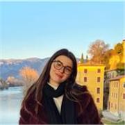 Laureata magistrale in lingue offre lezioni di inglese per scuole medie e superiori
