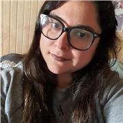 Profesora de Arte , con especialidad en ilustración y técnicas de pintura tradicional o digital