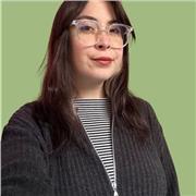 Offro lezioni private per student* di scuola elementare e media, per supportarl* allo studio implementando il metodo.