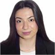 Profesora de Inglés con experiencia estudiando durante un año en EEUU. Puedo ayudar tanto como para speaking o gramática
