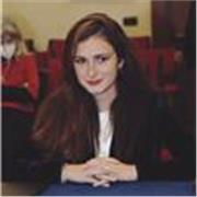 Laureata in lingue con esperienza sia in Inghilterra che negli Stati Uniti, offro lezioni di inglese private per qualsiasi livello, supporto allo studio e preparazione per le principali certificazioni (es. IELTS)