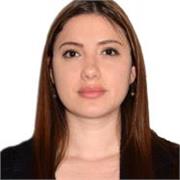 Profesora de sociales para estudiantes de bachillerato que requieran refuerzo