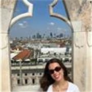 Profesora de inglés apta para preparar todas las certificaciones de Cambridge, Trinity, EOI y refuerzo particular.