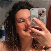 Profesora de euskera y asignaturas en euskera en primaria e incluso alguna asignatura para DBH o Bachiller
