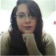 Profesor de matemáticas imparte clases para niños de primaria