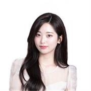 I am a friendly and patient Korean native speaker who enjoys helping others learn Korean in a simple and enjoyable way. My lessons