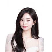 I am a friendly and patient Korean native speaker who enjoys helping others learn Korean in a simple and enjoyable way. My lessons