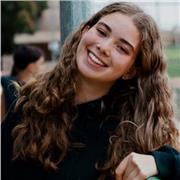 Professora particular de inglês com experiência em comunicação com nativos do idioma