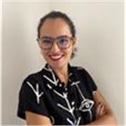 Professeur donne des cours d'anglais ou espagnol à distance. Je peux aider avec les devoirs en français, espagnol ou anglais