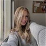 Profesora de árabe apta para todas las edades