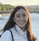 Laureata in giurisprudenza. attualmente frequentante scuola specializzazione professioni legali (master ii livello)