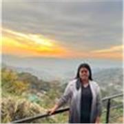 I offer lessons tailored to the needs of the students, focusing on improving communication and proficiency in English. 