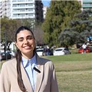 Profesora de Ingles, Matematica y Biologia. Tengo 6 años de experiencia trabajando con niños de 6 a 14 años.