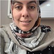 I give private lessons that are tailored for everyone and meeting thier needs