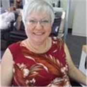 Professeure d'anglais et de français, disponible tous les jours aux heures qui vous conviennent. Je m'adapte aux niveaux demandés.