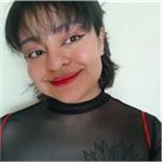 Maestra en línea de español en México